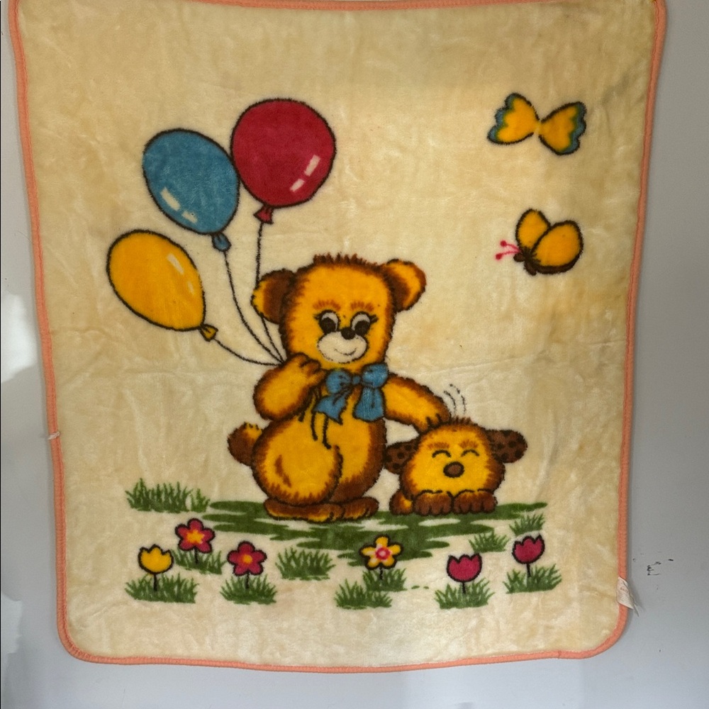 Cute Bear and Balloons Blanket